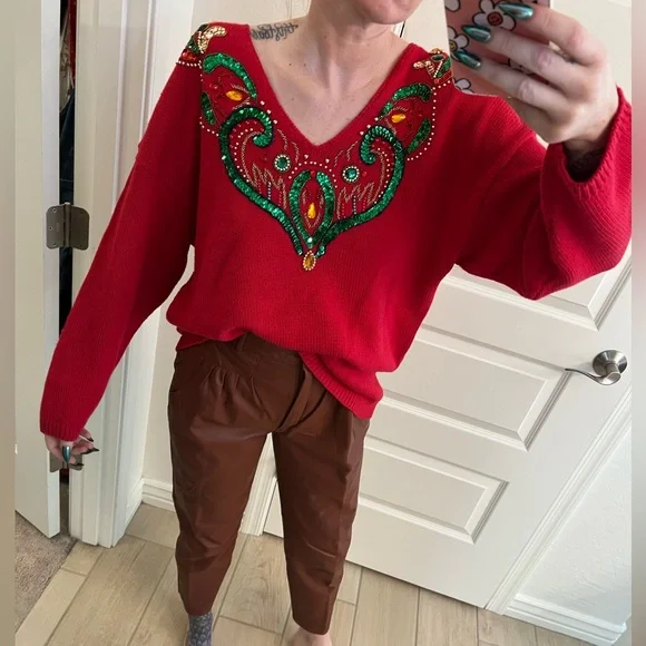 Vintage Christmas Sweater - Picture 6 of 8